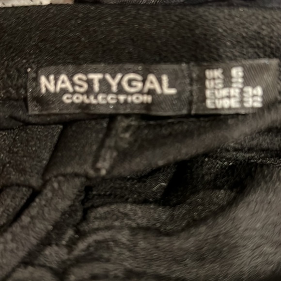 𝅺Nasty Gal Black Tube Top Woman’s Size 2 Shirt - Picture 4 of 5